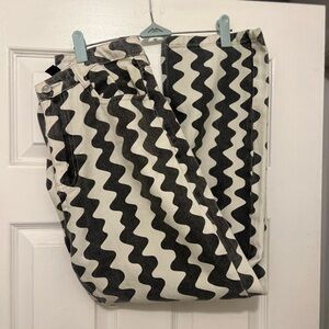 Cider Wavy High Waisted Straight Leg Jeans, Size M